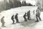 Old Soviet skis.  History of skis.  About clothes and equipment